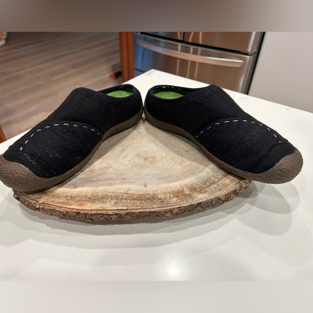 KEEN Cheyenne Wool Clog Slides! Size 39 8.5